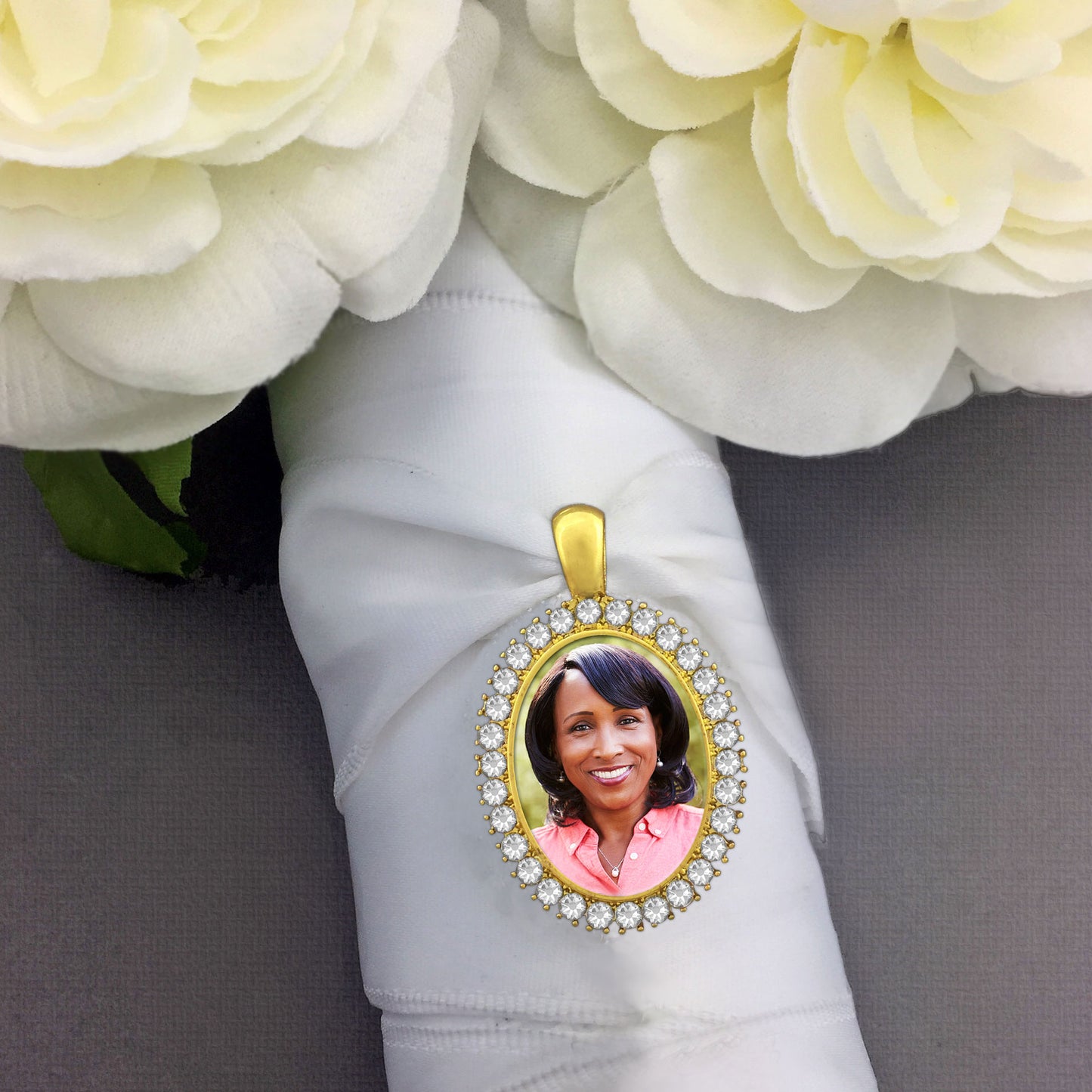 Rhinestone Oval Wedding Bouquet Picture Charm Gold